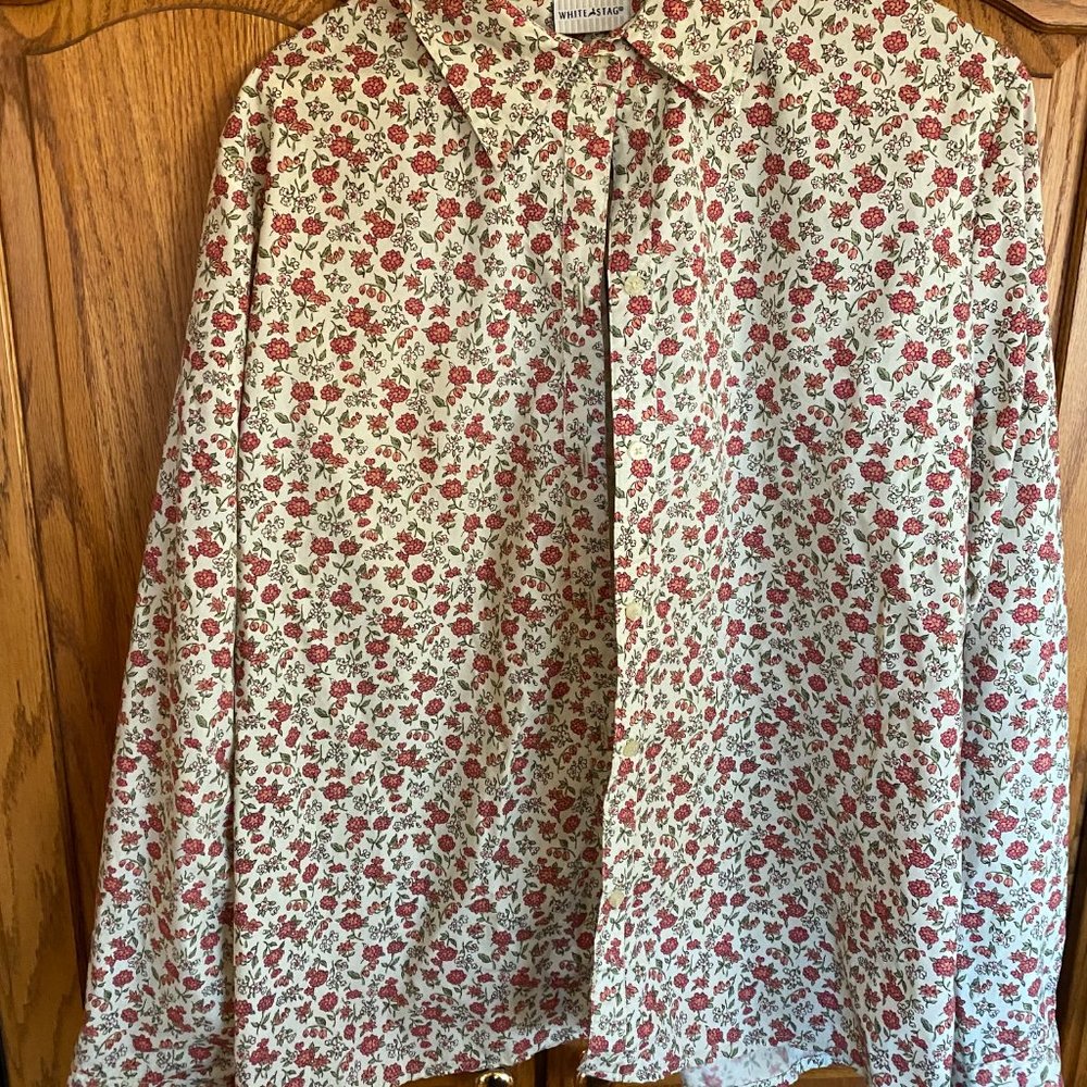 White Stag Ladies XL Button down shirt - floral